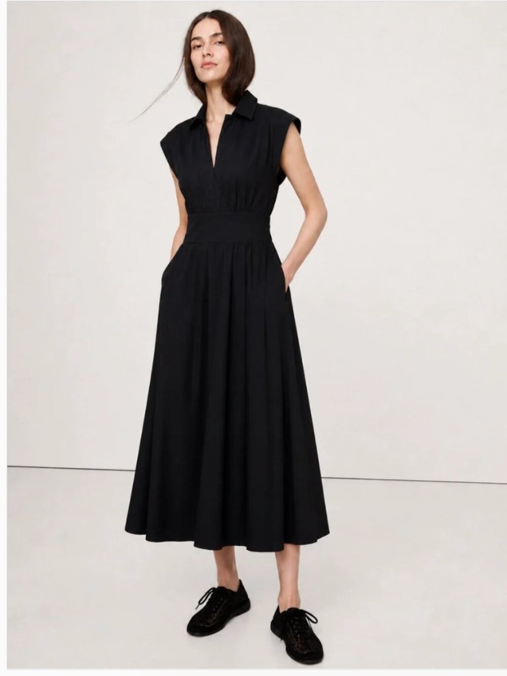Banana Republic Black Collar-Neck Poplin Midi Dress, 4P